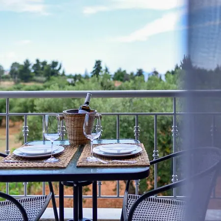 Ellie's Studios-apartments *