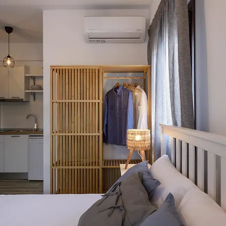 Ellie's Studios-apartments *