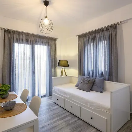 Ellie's Studios-apartments Апартаменты