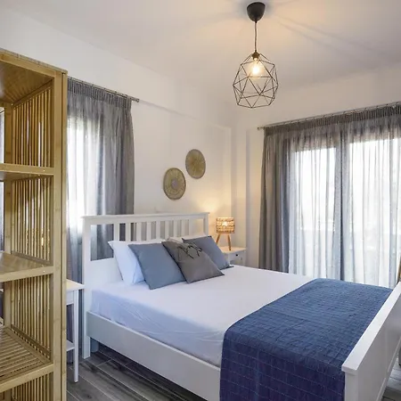 Ellie's Studios-apartments Апартаменты