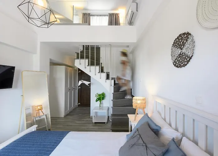 Ellie's Studios-apartments דירה *