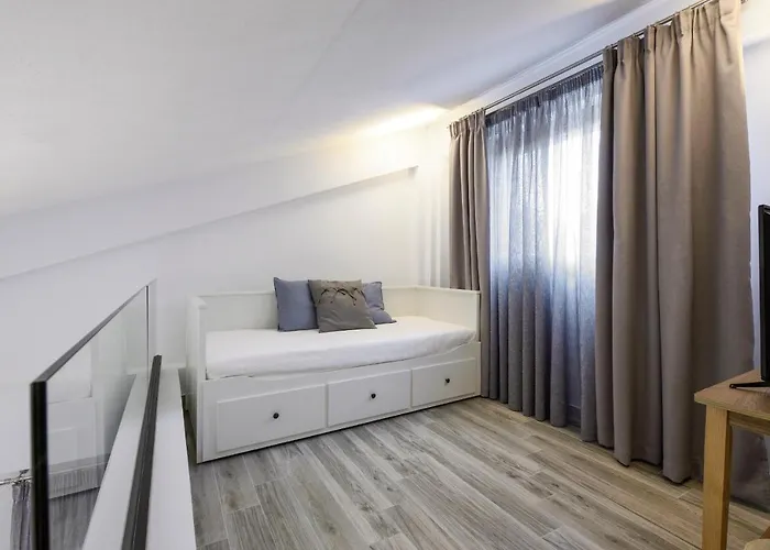 Ellie's Studios-apartments דירה ניקיטי