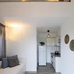 公寓 Ellie's Studios-apartments