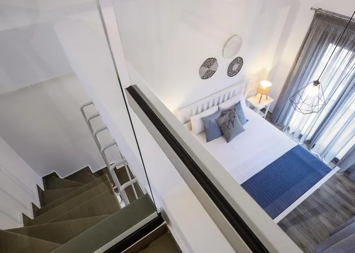 Ellie's Studios-apartments * 니키티